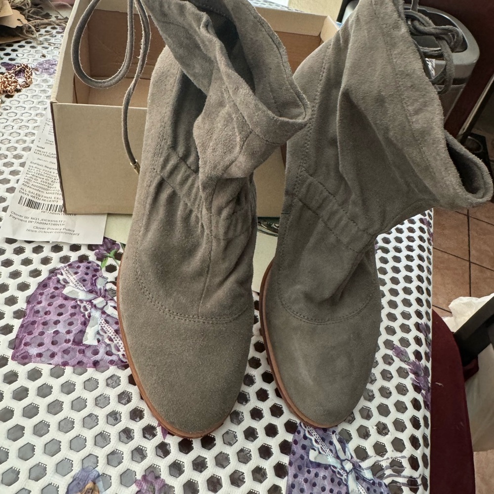 Clarks Alba Evie Ankle Boot Women's 7